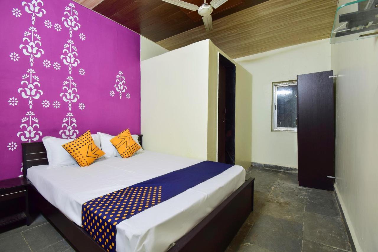 Spot On 66795 Hotel Abhijeet Otur Exterior photo