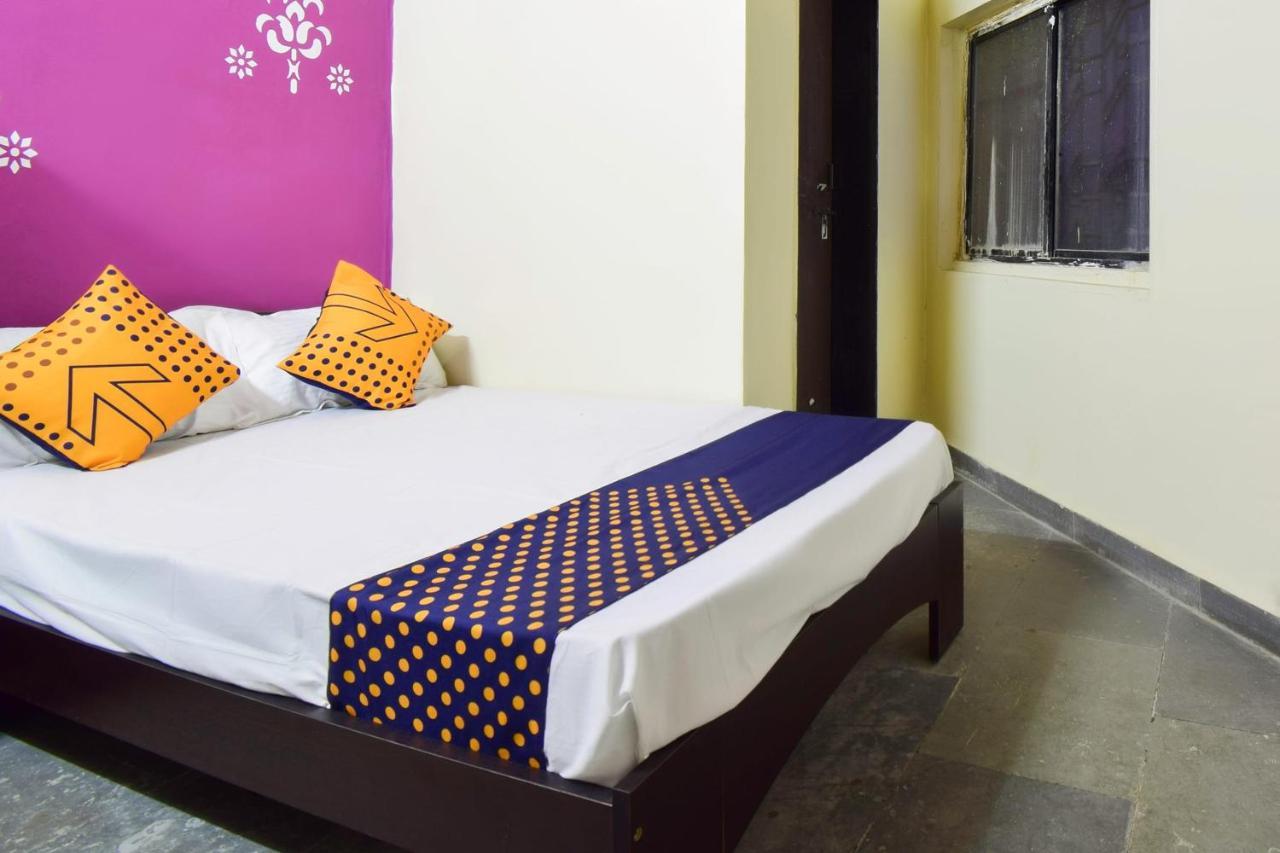 Spot On 66795 Hotel Abhijeet Otur Exterior photo